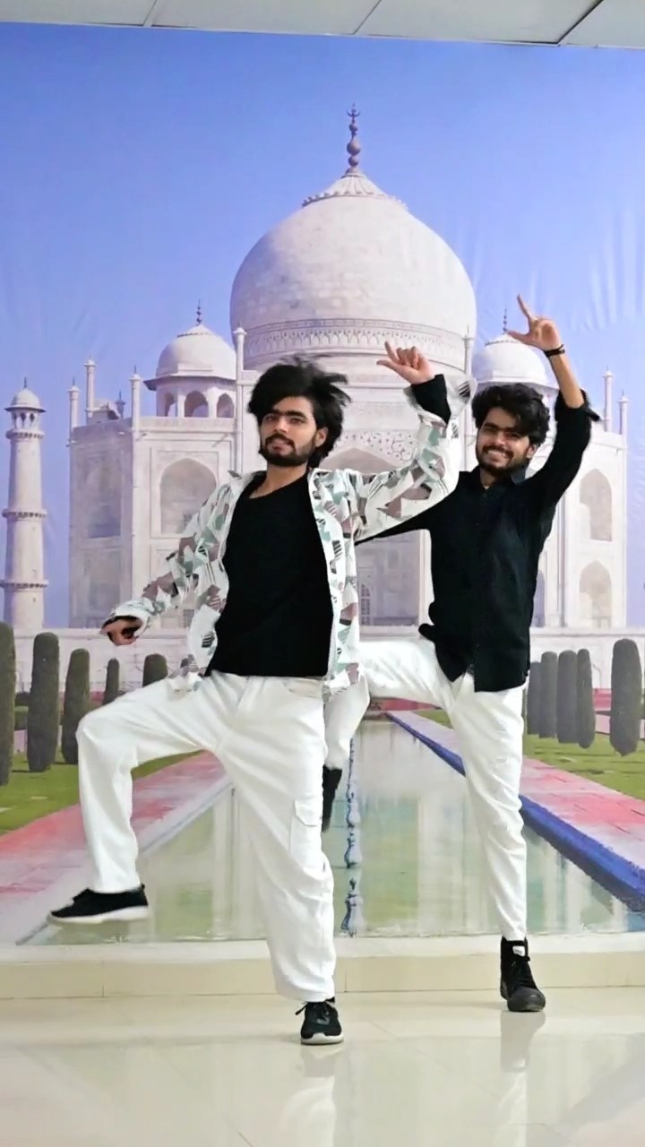 Kissik ??| Pushpa -2 | Trending Shorts #dance #dancevideo #shorts #ytshorts #youtubeshorts #love